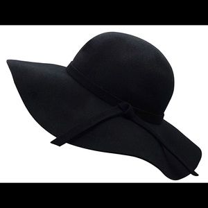 Jessica McClintock wide brim floppy hat boho chic